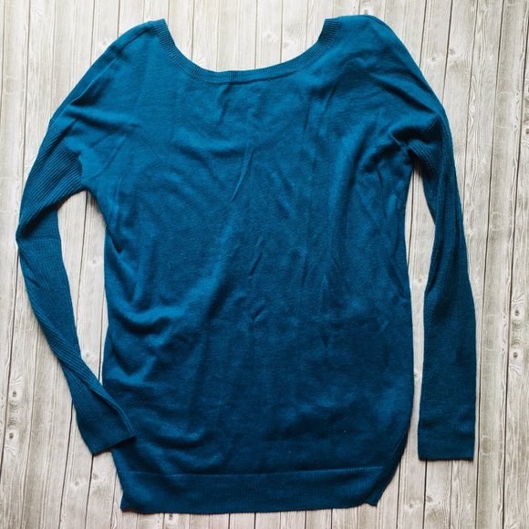 American Eagle Teal Sweater - Picture 2 of 5